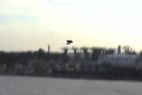 Radio - controlled Hydro - fly Boat / Plane - image 8 from the video
